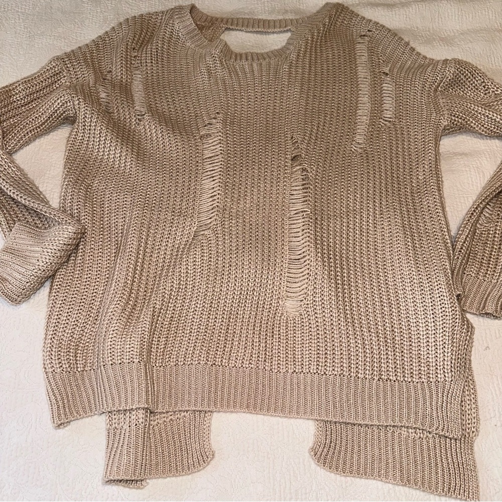 ⭐️ She and Sky super cute open back loose knit shabby chic sweater sz S